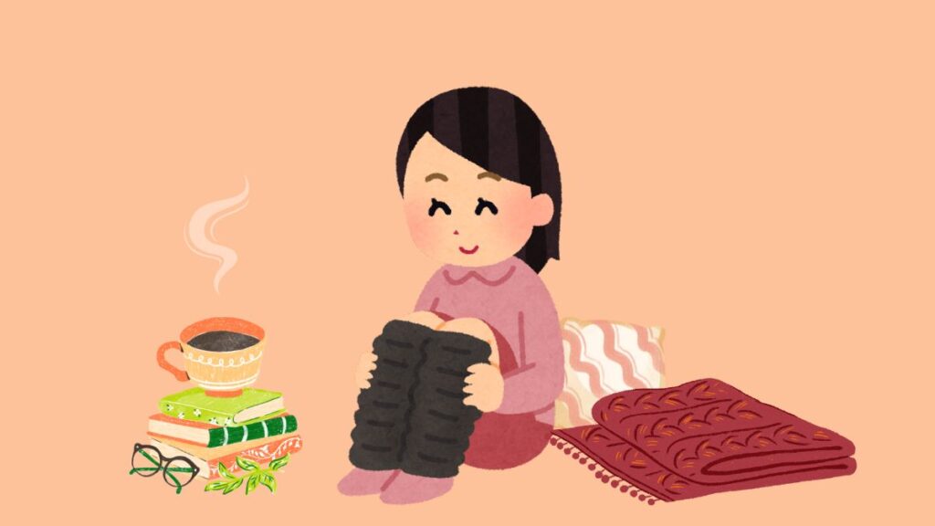 レッグウォーマーを
履いて温かい部屋で紅茶を飲んでいるイラスト